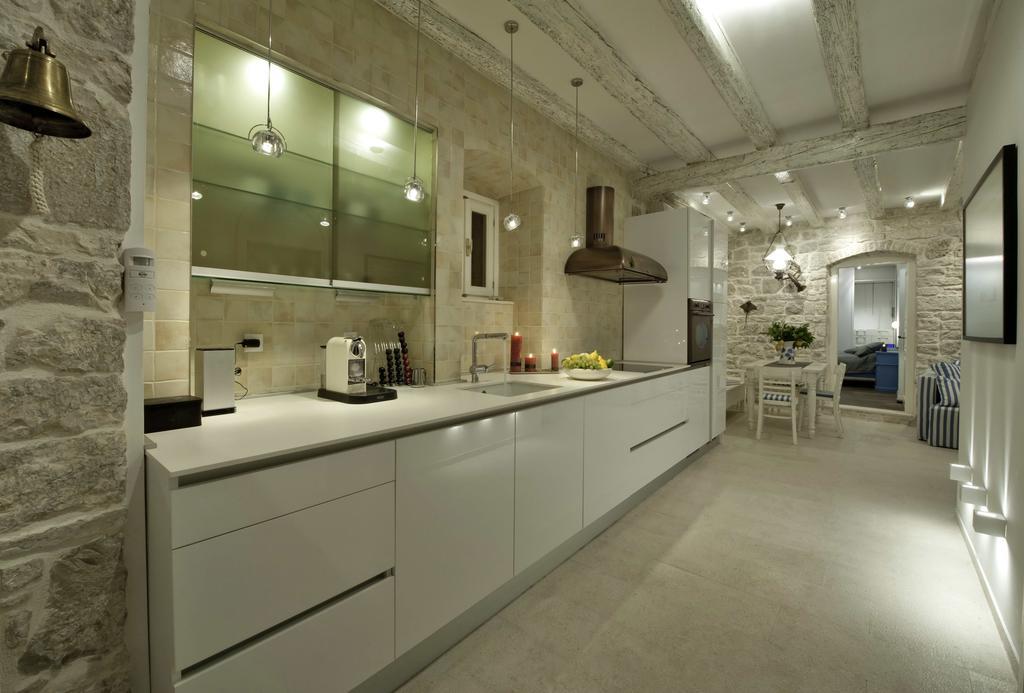 Apartment Whooart Komiza Exterior photo