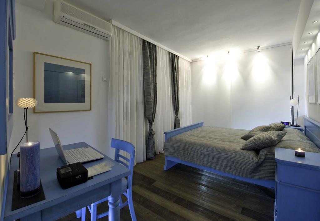 Apartment Whooart Komiza Exterior photo